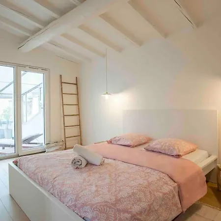 Bel Appart Avec Clim En Duplex - Terrasse - Wifi Avignon Exterior photo